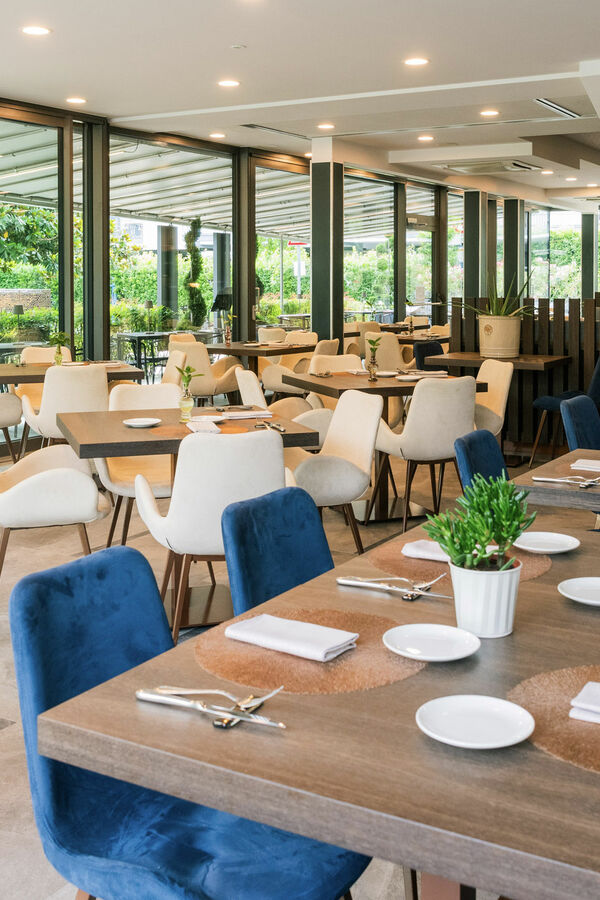 Hotel Bellariva 4 stars Riva del Garda – Lakefront View & Adults-Friendly Hospitality Bellariva srl | Taste with view