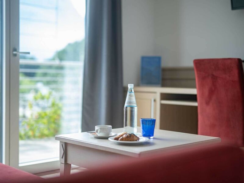 Deluxe Triple Room with lake view and double balcony