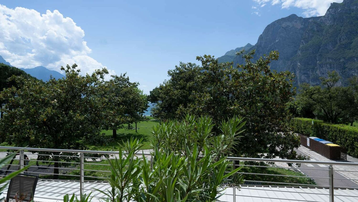 Junior Suite with lake view and terrace - Junior Suite with lake view and terrace