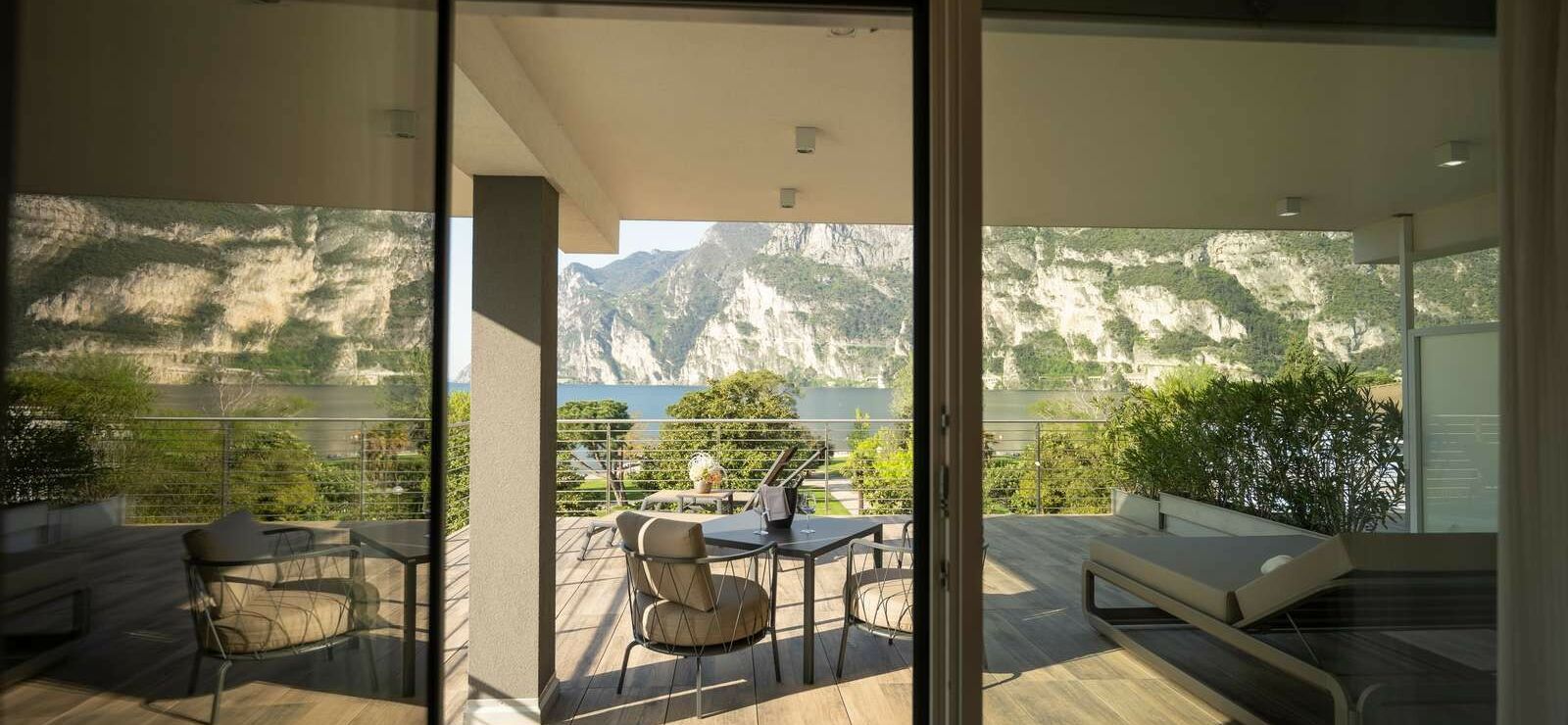 Executive Suite with lake view and terrace