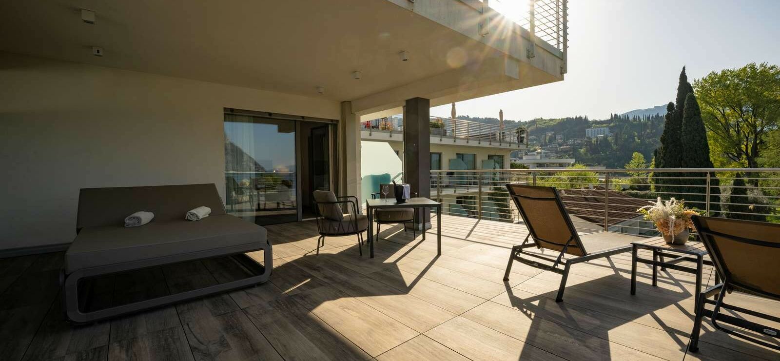 Executive Suite with lake view and terrace