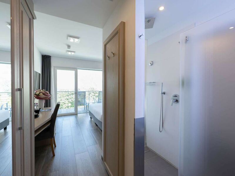Deluxe Room with Balcony and Lake View